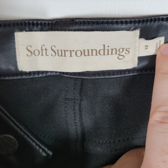 Soft Surroundings Black Vegan Leather High Rise Pants Size 10 - Picture 4 of 9